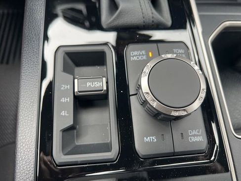 New 2026 Toyota Tundra SR5 AWD/4WD image 30