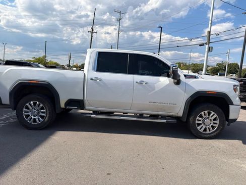Used 2022 GMC Sierra 2500 Denali w/ Denali Ultimate Package AWD/4WD image 6