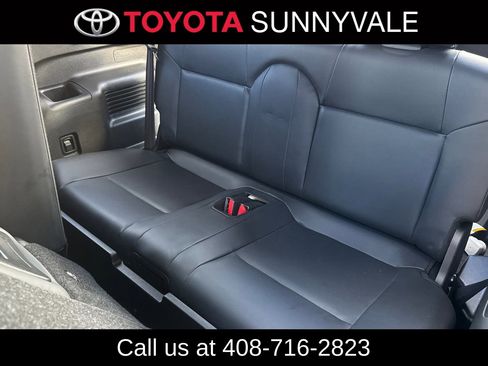 Used 2023 Mitsubishi Outlander SE image 19