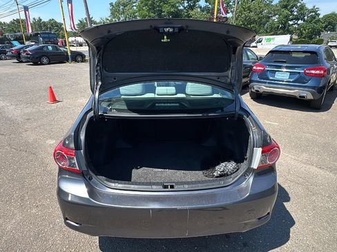 Used 2013 Toyota Corolla L FWD image 16