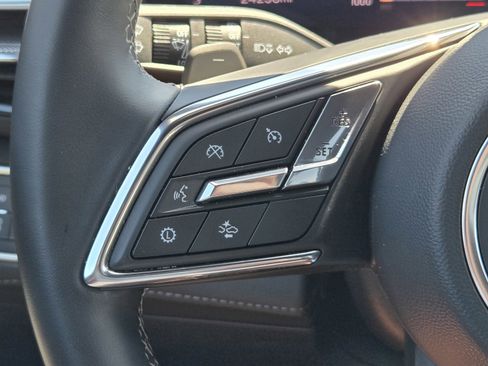 Certified 2025 Buick Enclave Preferred image 26