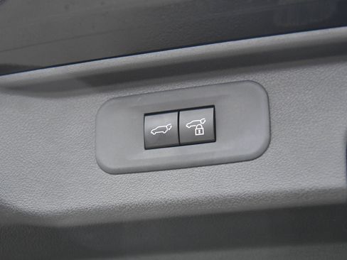 Used 2025 Toyota Grand Highlander AWD image 49