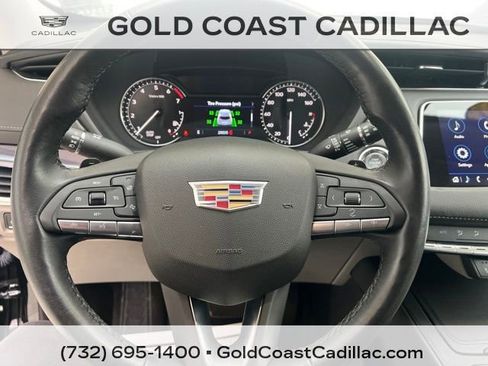 Certified 2023 Cadillac XT4 Luxury w/ Cold Weather Package FWD image 20