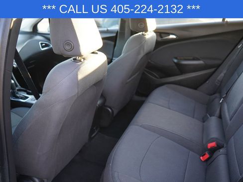 Used 2018 Chevrolet Cruze LT image 30