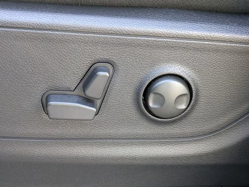 New 2026 RAM 1500 Big Horn AWD/4WD image 16