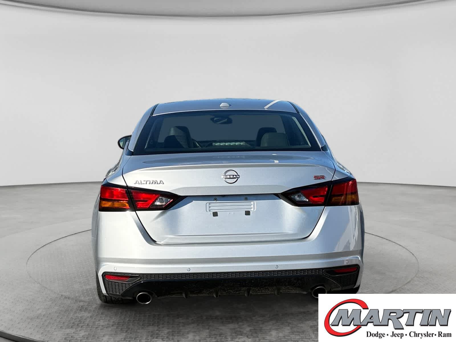 Used 2024 Nissan Altima 2.5 SR FWD image 6