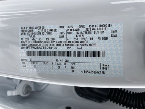 New 2026 Ford F250 XL w/ XL Chrome Package image 41