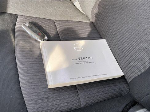 Used 2024 Nissan Sentra SV image 12