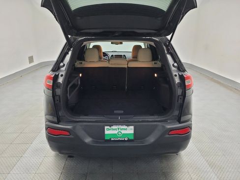 Used 2015 Jeep Cherokee Latitude w/ Comfort/Convenience Group image 29