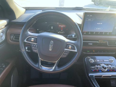 Certified 2022 Lincoln Nautilus Reserve w/ Equipment Group 202A AWD/4WD image 13
