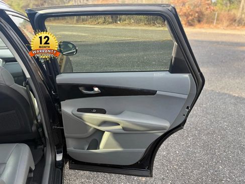 Used 2016 Kia Sorento EX image 68