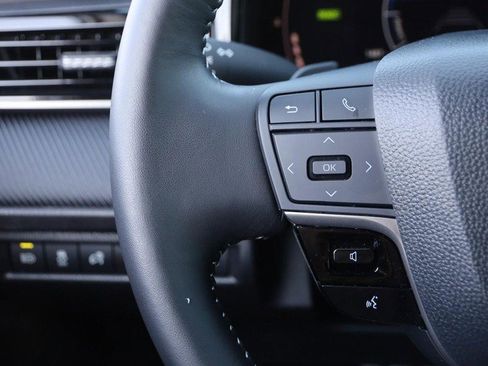 New 2026 Toyota Camry SE image 11