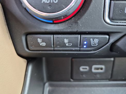 Used 2023 Chevrolet Tahoe Premier image 25