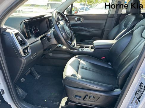 Used 2022 Kia Sorento S image 10