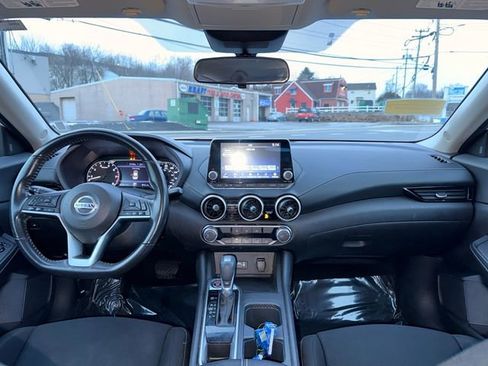 Used 2022 Nissan Sentra SV FWD image 18
