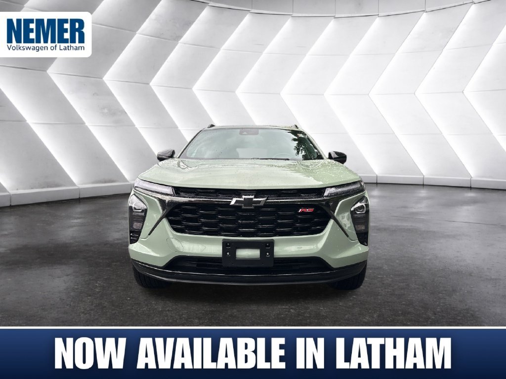 Used 2024 Chevrolet Trax RS w/ Driver Confidence Package FWD image 6