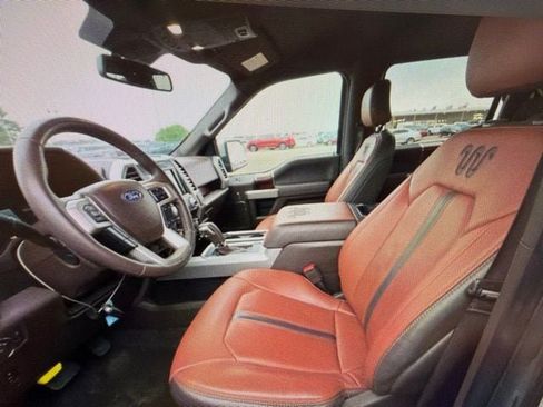 Used 2018 Ford F150 King Ranch w/ Equipment Group 601A Luxury AWD/4WD image 6