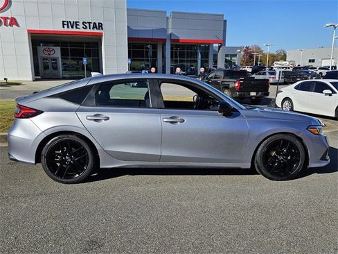 Used 2023 Honda Civic Sport image 13