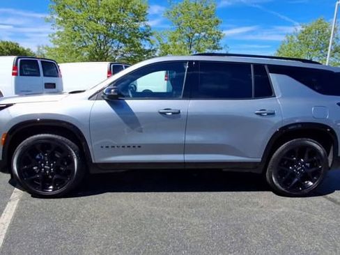 Certified 2026 Chevrolet Traverse RS w/ LPO, Floor Liner Package AWD/4WD image 5