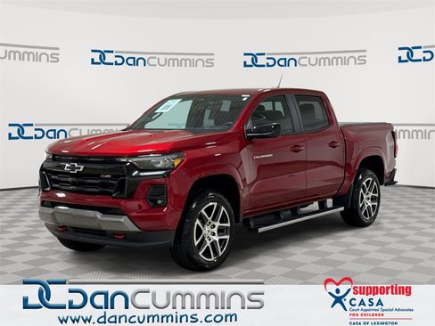 Used 2024 Chevrolet Colorado Z71 w/ Z71 Convenience Package 2 image 1