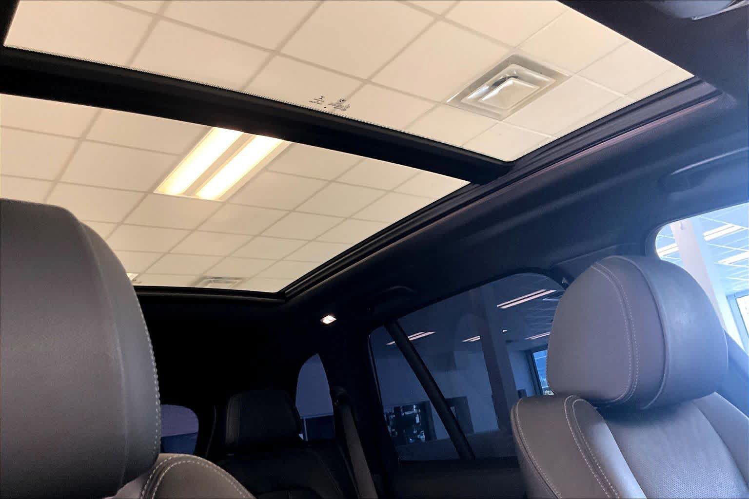 Used 2020 BMW X5 xDrive40i w/ M Sport Package AWD/4WD image 13