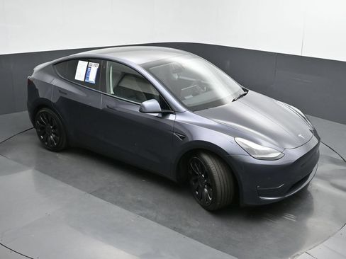 Used 2022 Tesla Model Y Performance AWD/4WD image 43