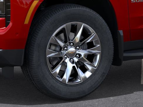 New 2026 Chevrolet Suburban Premier w/ Sun And Tow Package AWD/4WD image 9