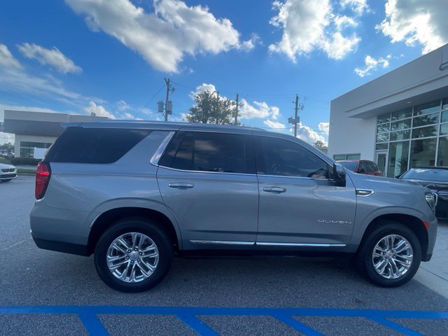 Used 2023 GMC Yukon SLT w/ SLT Luxury Package AWD/4WD image 6