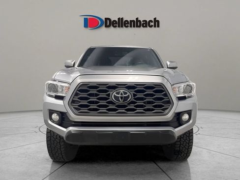 Used 2021 Toyota Tacoma TRD Off-Road w/ Technology Package AWD/4WD image 8