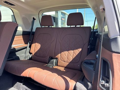 Used 2026 BMW X7 xDrive40i AWD/4WD image 38