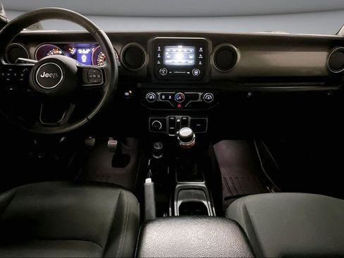 Used 2018 Jeep Wrangler Unlimited Sport S AWD/4WD image 7