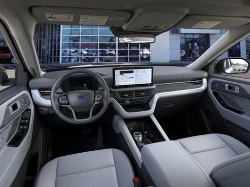 New 2026 Ford Explorer Platinum w/ LUX Leather Package AWD/4WD image 9