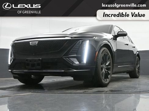 Used 2024 Cadillac Lyriq Sport AWD/4WD image 9