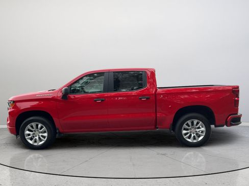 New 2026 Chevrolet Silverado 1500 Custom RWD image 4