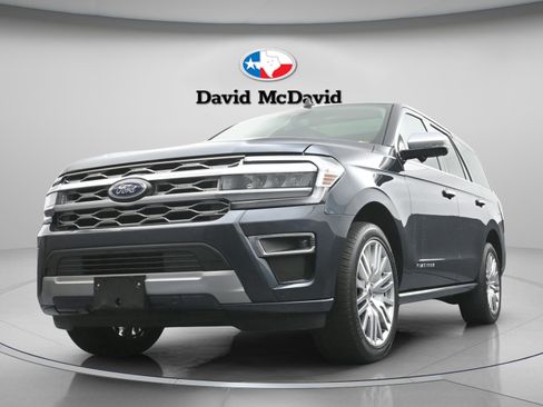 Used 2023 Ford Expedition Platinum RWD image 36