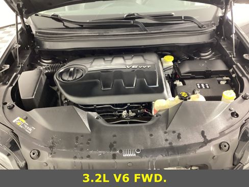 Used 2022 Jeep Cherokee Limited image 11