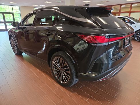 New 2026 Lexus RX 450h AWD image 4