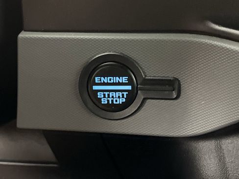 Used 2023 Ford Bronco Big Bend image 19