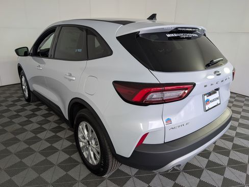 New 2025 Ford Escape Active w/ Cold Weather Package image 5