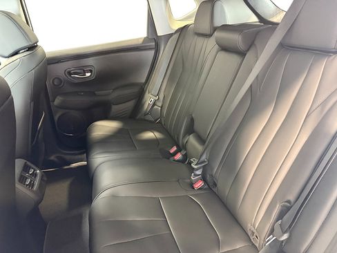 Used 2025 Acura ADX AWD image 32