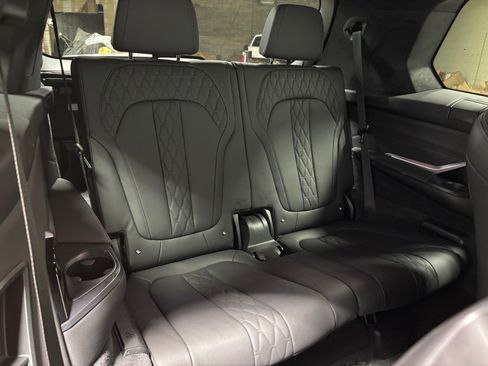 Used 2024 BMW X7 M60i w/ Executive Package AWD/4WD image 42