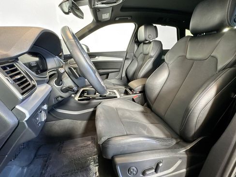 Used 2022 Audi Q5 e Prestige w/ Prestige Package image 19