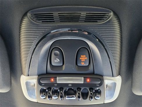 Used 2021 MINI Cooper Countryman Oxford Edition image 24