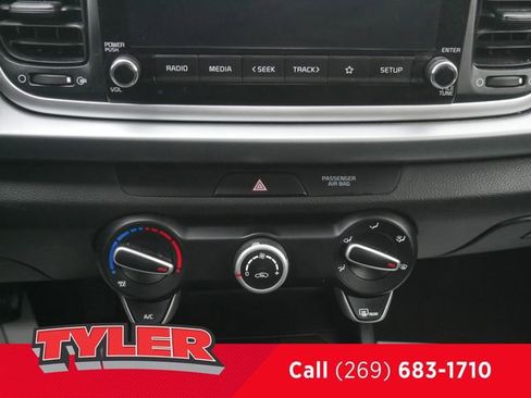 Used 2023 Kia Rio LX image 27