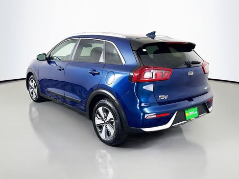 Used 2018 Kia Niro EX image 7