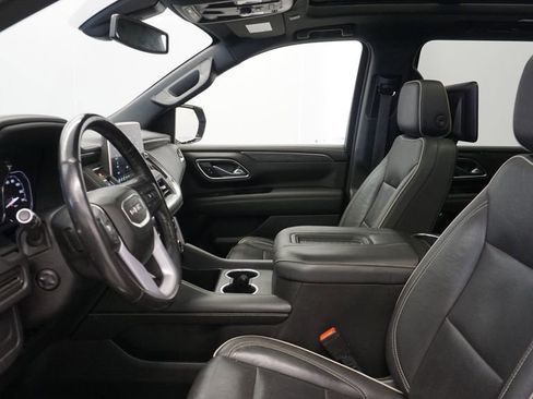 Used 2021 GMC Yukon XL SLT w/ SLT Premium Package image 35