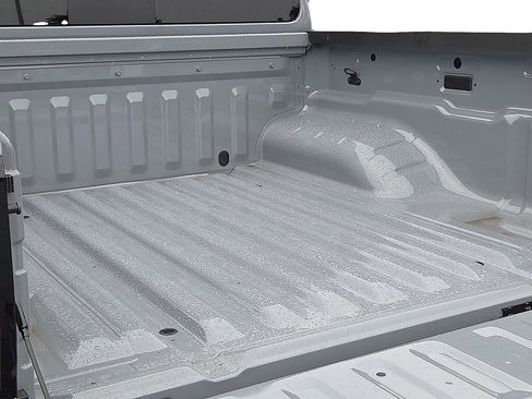 New 2025 Nissan Frontier PRO-4X image 9