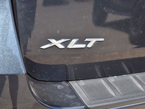 Used 2023 Ford Explorer XLT w/ Equipment Group 202A RWD image 10