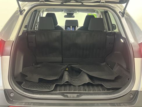 Used 2024 Toyota RAV4 LE AWD/4WD image 24