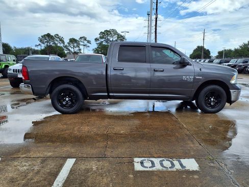 Used 2019 RAM 1500 Classic SLT RWD image 28
